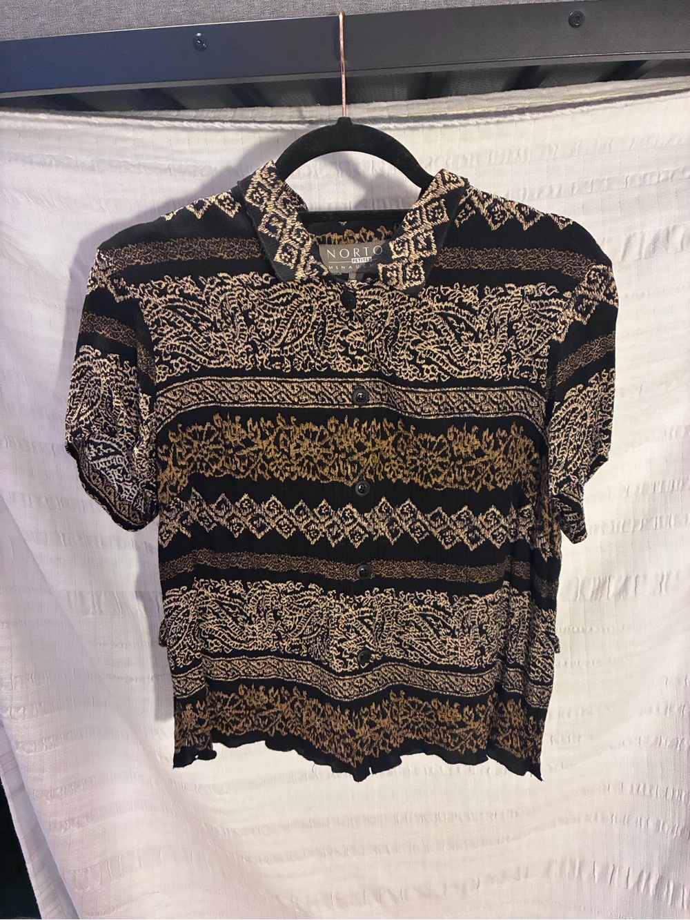 Norton McNaughton Black and Tan Printed Short Sleeve Button Front Top